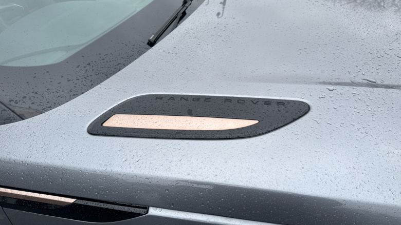 Land Rover Range Rover Velar 2.0 D240 R-Dynamic HSE 5dr Auto Diesel Estate